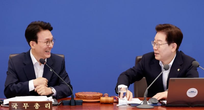 이 대통령 "김민석 총리, 국민 목숨 살린 총리…국정 역할 가장 커"