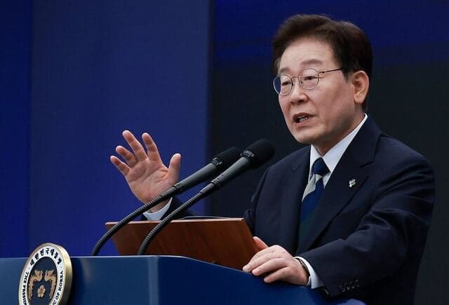 李 "약무호남 시무국가" 호남 홀대 역사 교정, 반도체로 만회