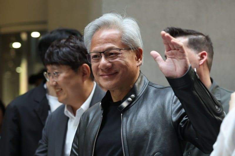 엔비디아, "연봉 6억에 주식 보상도" 우주 AI 데이터센터 구축 박차