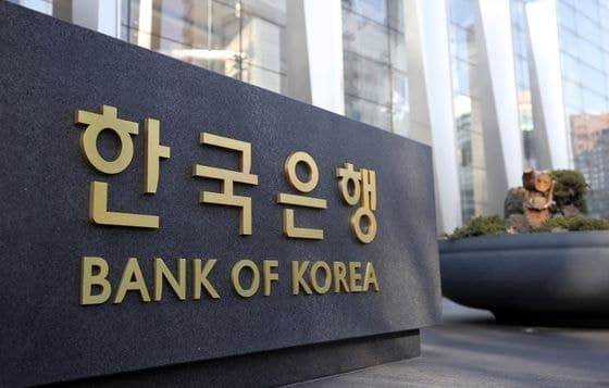 외환당국, 1분기 고환율 방어에 20조원 투입…"환율 막으려 136억달러 순매도"