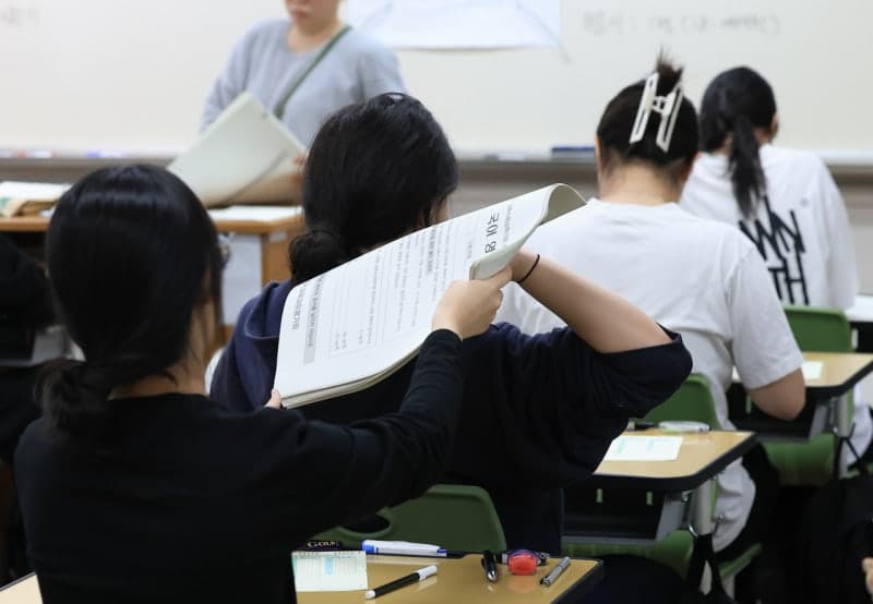 6월 모평 영어 1등급 4.13% 또 '불영어'…사탐런 역대 최고치