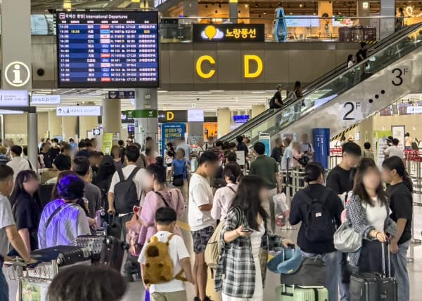 관세청, 72조 원 체납액 징수 강화…주요 공항 '전용 검사대' 운영