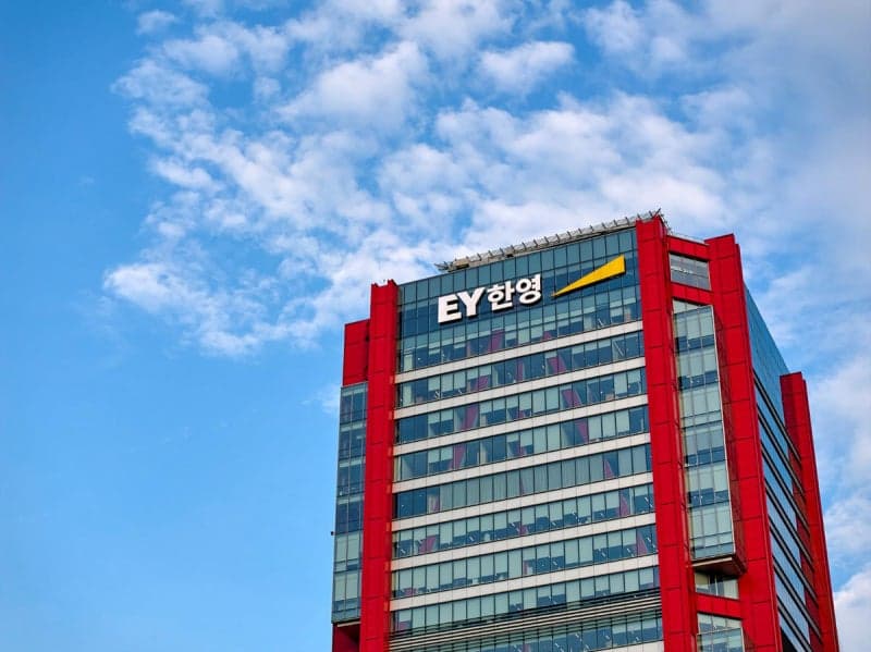 EY한영, 2026년 파트너급 정기 인사…AI 전문인력 발탁 및 60명 승진 단행