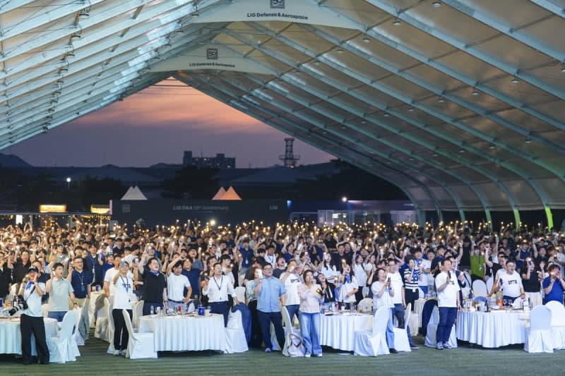 LIG D&A, 창립 50주년 기념…신익현 대표 "대체 불가 '토탈 디펜스 솔루션' 업체 될 것"
