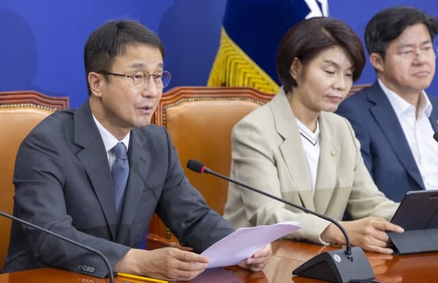 원구성·메가 프로젝트, 여야 극한 대치