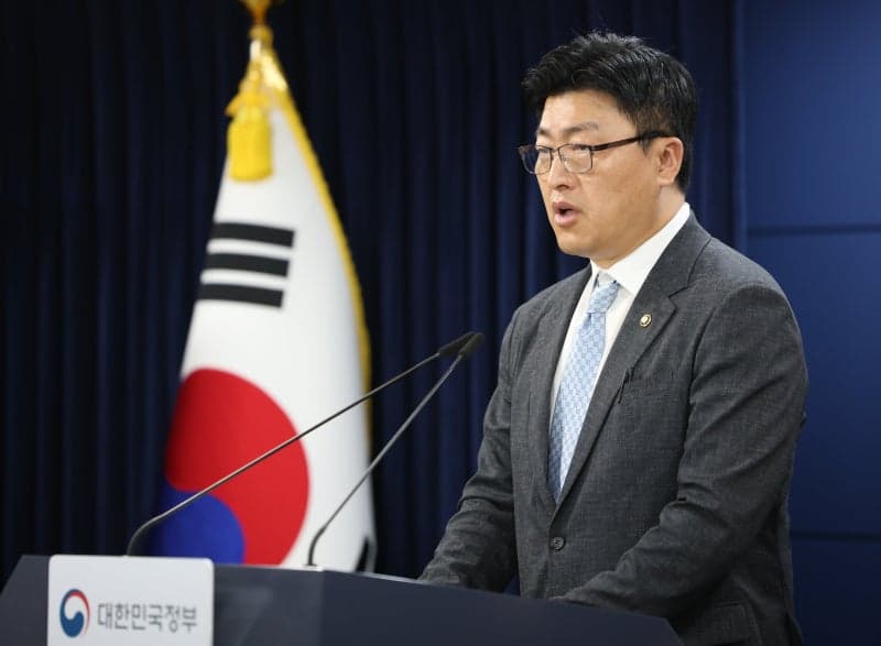 호르무즈 해협 한국 선박 1척 추가 통과…24척 탈출 완료, 2척 남아