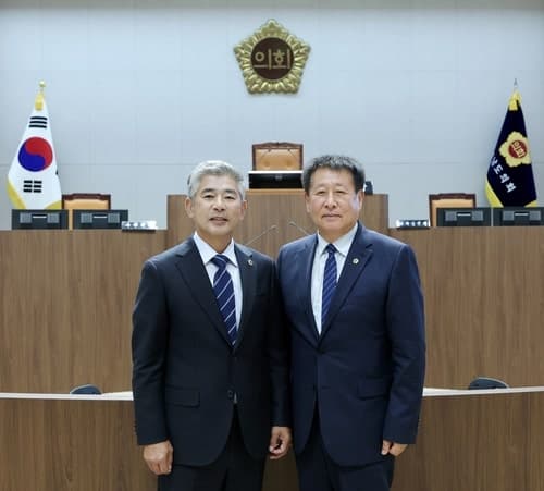 제13대 충남도의회 전반기 의장에 조철기 선출…"충남의 이익과 공동체 행복 살필 것"