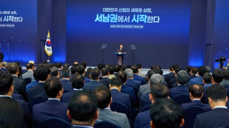 이재명, 호남 반도체 용인과 동시 추진 약속