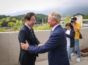 李-文 청와대 오찬, '통합' 상징 비빔밥과 보양식 민어탕으로 화합 의미 강조