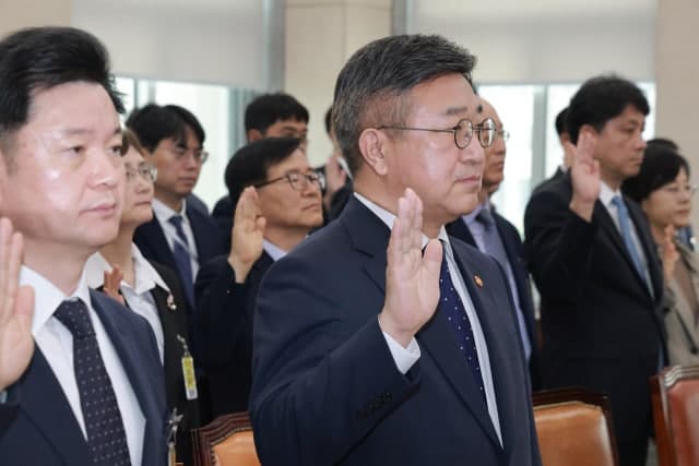 윤호중 "투표용지 부족, 행안부 나섰다면 부정선거 의심받았을 것"
