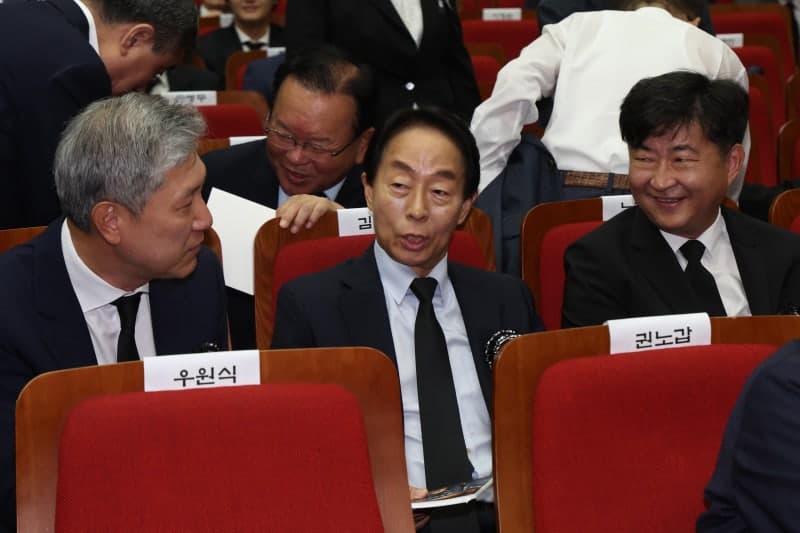 YS아들 김현철 "사람이 짐승과 다른 건 부끄러움 아는 것…장동혁은 홍명보처럼 사퇴해야"