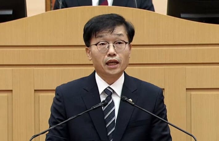 진보당 윤민호 "전남광주통합의회 상임위원장 조기 선출은 졸속, 교섭단체 장벽 낮춰야"
