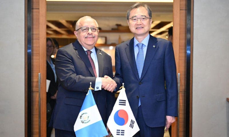 조현, 과테말라 외교장관과 조찬 면담…중미 FTA·개발협력 및 한인 사회 관심 논의