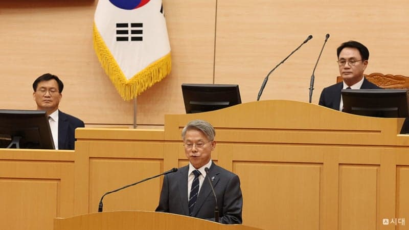 전남광주통합특별시 출범, 첫날부터 반도체 드라이브…민형배 시장 취임, 송형곤 의장 선출
