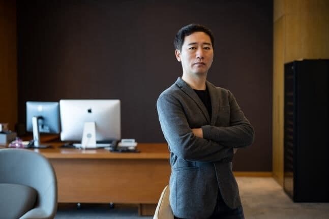 위메이드, 박관호 지분 전량 9200억 원에 中 자본에 매각 소식에 '상한가' 직행