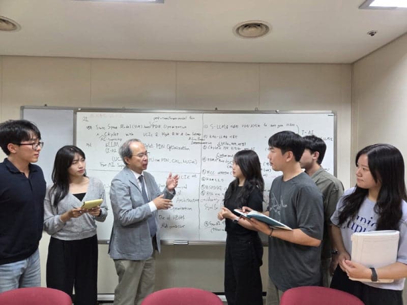 'HBM의 아버지' 김정호 교수, AI 에이전트 활용한 HBM 설계 자동화 노하우 공개