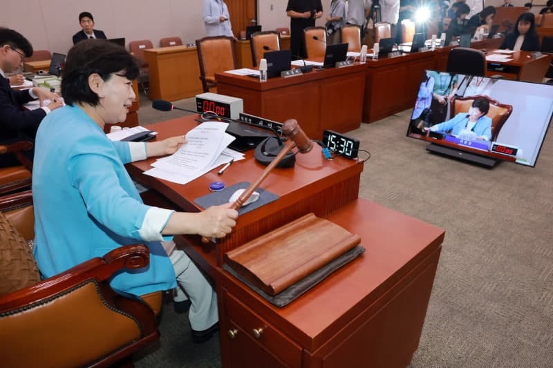 민주당, 국회 단독 가동·검찰개혁 드라이브…국힘 보이콧