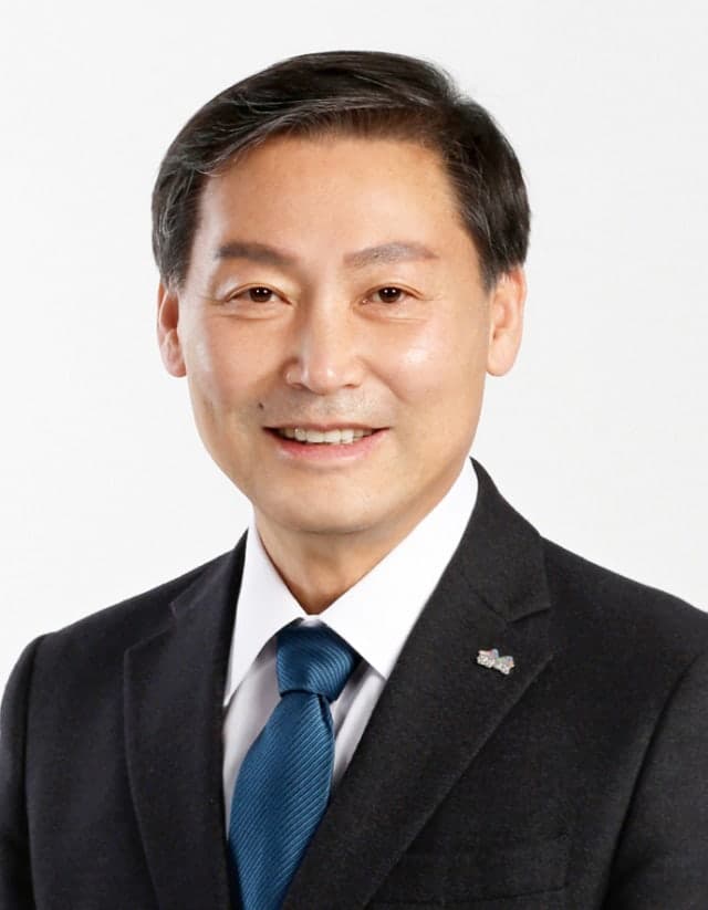 "기본사회, 일상서 체감하게 할 것"…전춘성 진안군수, 첫 현장 행보는 '의료·요양 통합돌봄' 가정 방문