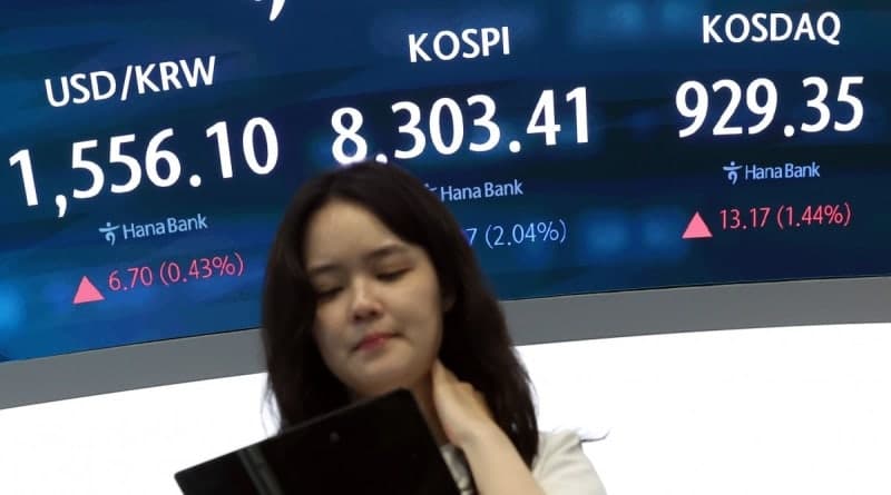 "가즈아" 환호 속에 조용히, 무섭게 '매도'…'역대급' 달러 싹 빼가는 외인들 속내는