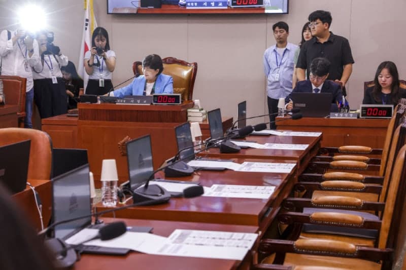 민주당, 법사위 독주 시동…서영교 "개혁·민생 입법 열차 시간 맞춰 간다"