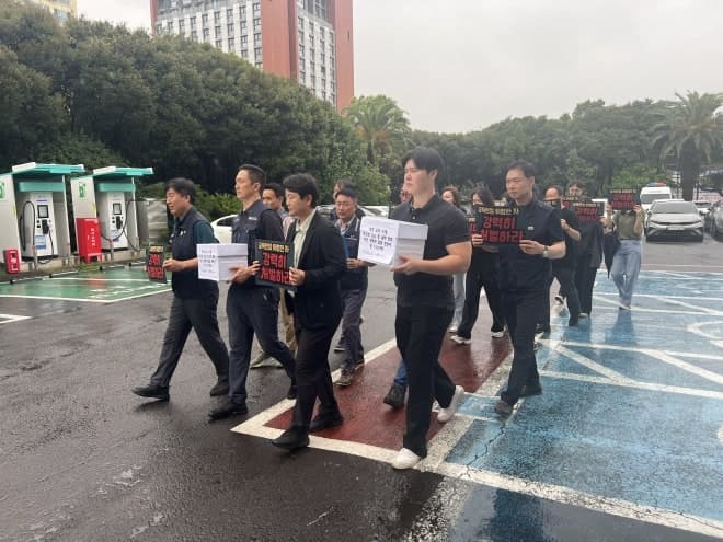 "교직원 10명 무고·살해 협박" 학부모, 1년 넘게 기소 안 돼 교사들 불안