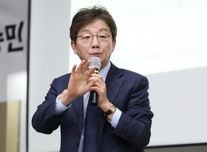 유승민 전 의원, '딸 교수 특혜 임용 의혹'으로 경찰에 불구속 입건