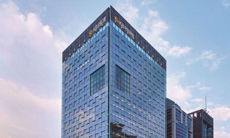 KB금융 차기 회장 후보 6인 숏리스트 확정… 양종희·이환주 등 내부 4명 포함