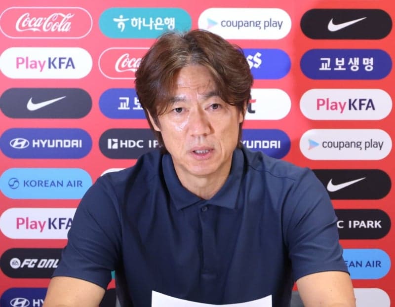 "홍명보는 일류 지도자"…'월드컵 졸전'에도 J리그서 러브콜 쏟아지는 이유