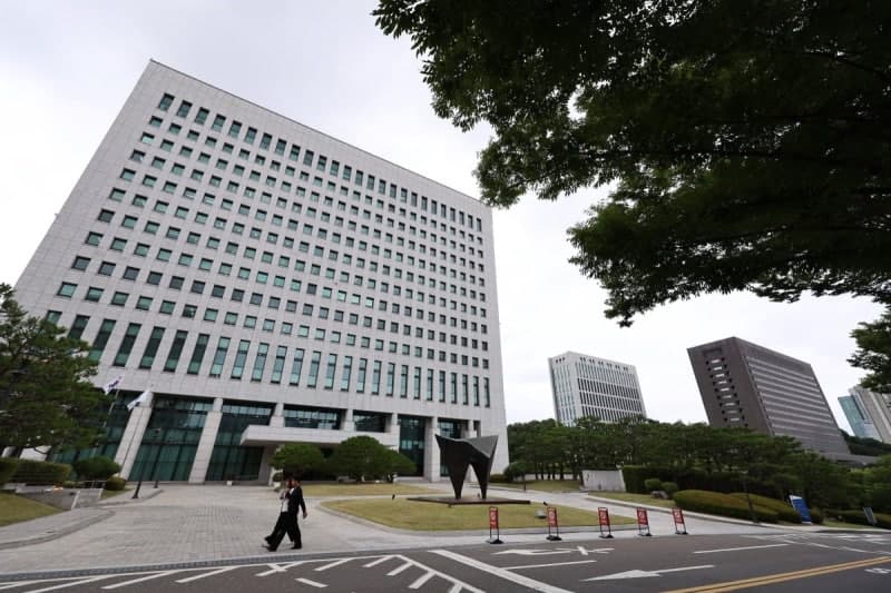 경쟁 학원 차렸더니 '성추행범' 누명 씌워…입시학원 전 대표 구속기소