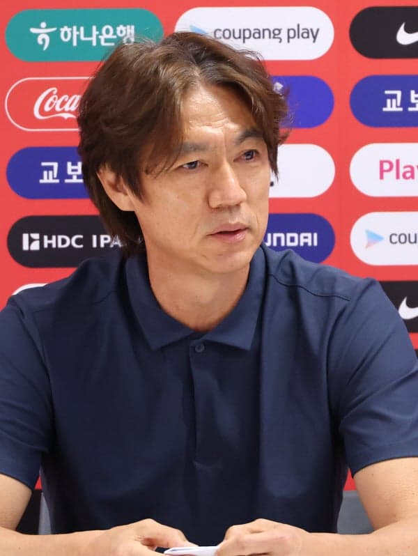 '홍명보 선임' 경찰 뒷북 수사…'신속처리 지시' 9개월 뭉갰다