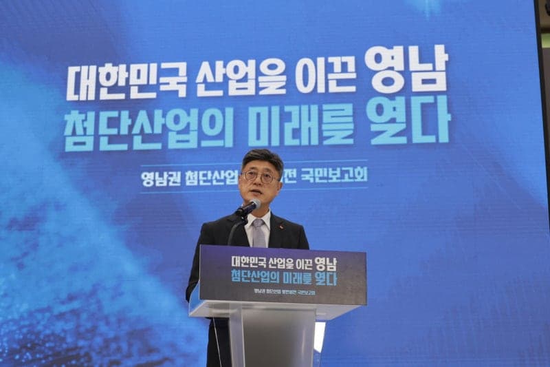 SKT, 1000조 투입 15GW AI 데이터센터 구축…"아시아 AI 허브" 정조준