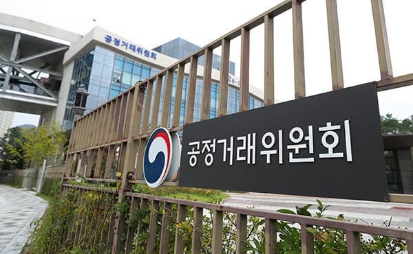 명륜진사갈비 본사 명륜당, 계열 대부업체 14곳에 217억 '부당지원' 의혹…공정위 제재 착수