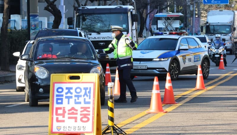 새벽 3시까지 술 마시고 출근 운전한 회사원, 법원 "숙취참작" 벌금 2천만원