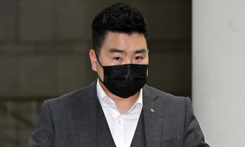 현역 군인들 입건되자 내란 재판서 "증언 거부"… 공소유지 난항