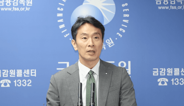 “JTBC 채권 개미 구한다”…이복현 前 금감원장, 중앙그룹 채권 투자자 변호 맡는다