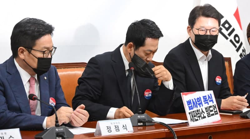 장동혁 "정보통신망법 시행은 李대통령 공소취소 빌드업…국민 입틀막"