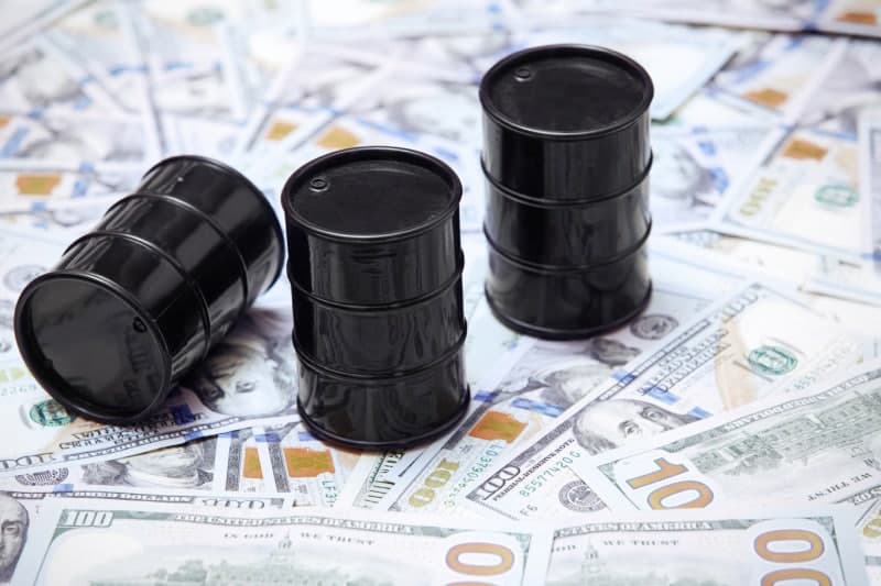 호르무즈 통행 재개 속 OPEC+ 7개국, 8월부터 원유 증산 합의…유가 하락 기대감