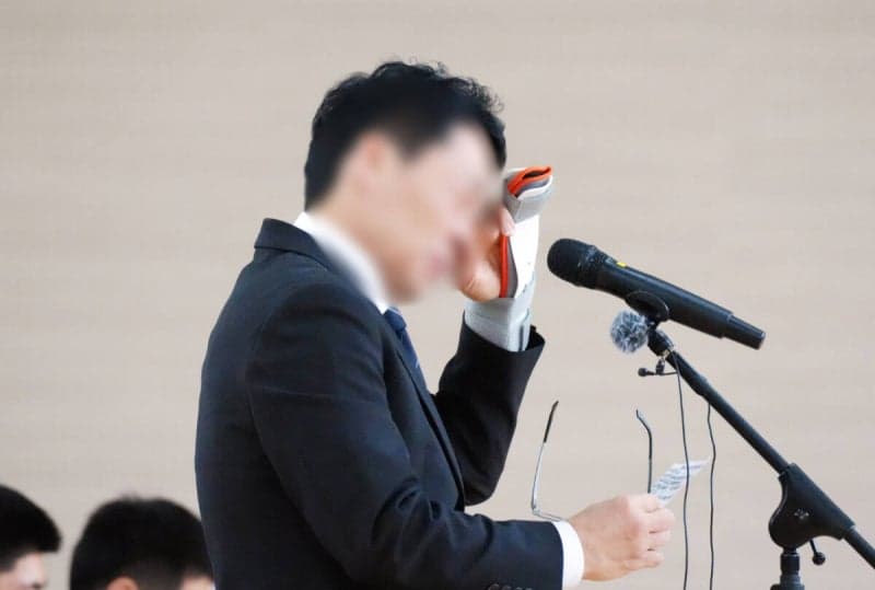 “학생들 고개 들고, 어깨 펴세요”…광주일고, 5·18 조롱 사과한 배재고 포용