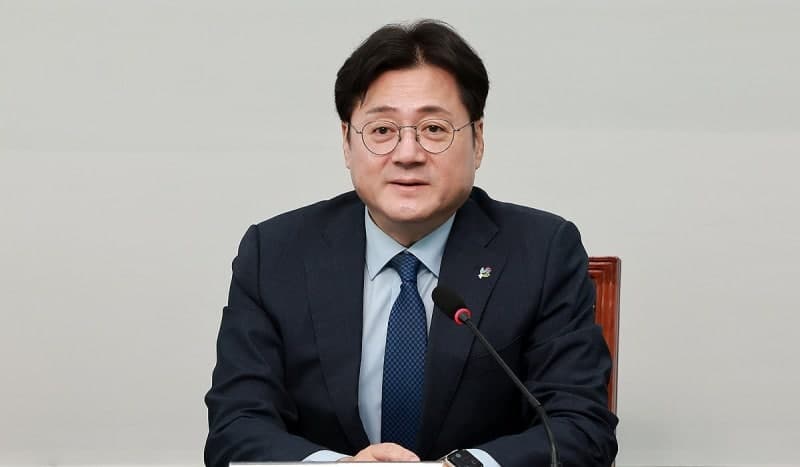 홍익표 靑 정무수석, "쿠팡 매우 부적절…실망스러워" 美 의회 보고서에 '유감' 표명