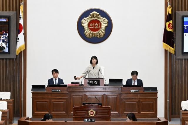 울산시의회, 16년 만에 여성 의장 이영해 선출…"감시와 견제, 대안 제시할 것"