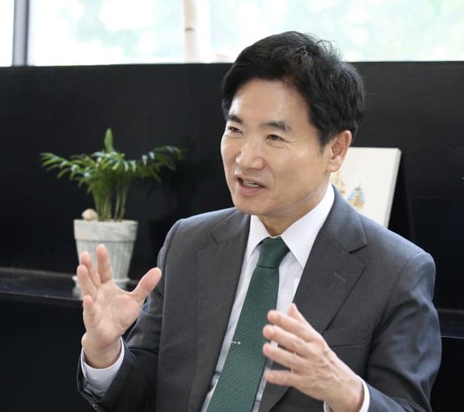 김대중 전남광주교육감, 배재고 학생들 '포용'…"민주주의 교육 계기로"