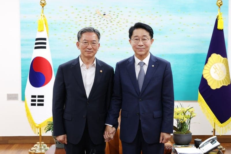 조정식 의장, 정성호 법무에 "검찰개혁 차질없이 만전 기해달라"