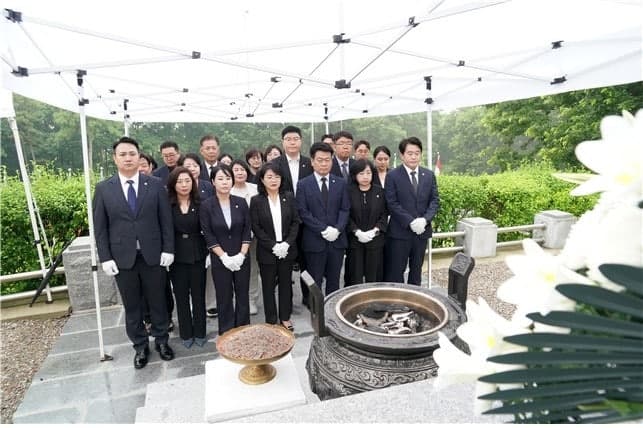 춘천시의회, 제12대 전반기 원구성 완료…권희영·나유경·김경희·김보건 상임위원장 선출