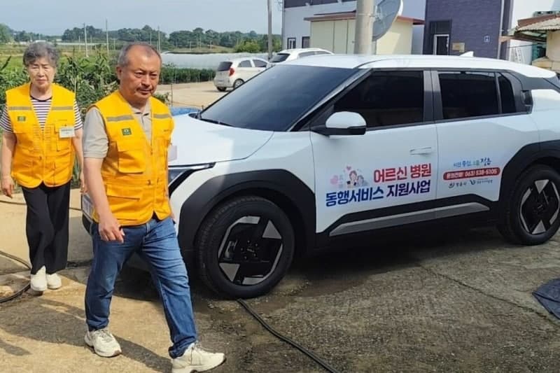 "병원 가는 길, 이젠 안심"…정읍시, '어르신 병원 동행 서비스' 시행