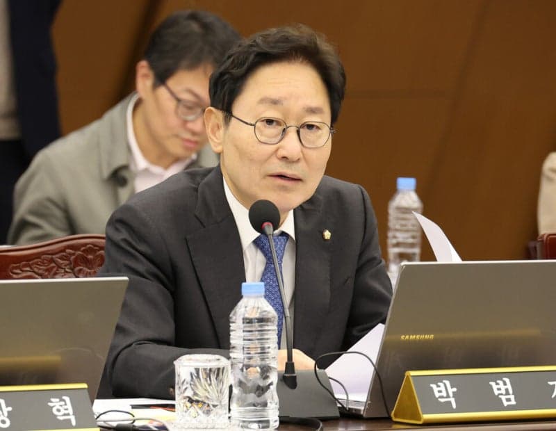 박범계, 이성윤 '계엄 해제 표결 불참' 거론에 "이게 그분 인격인가…깜짝 놀랐다"