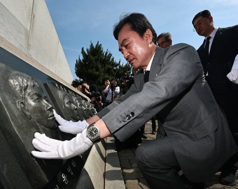 국방부, '통합 사관학교 대전행' 발표 100분전 돌연 연기…왜?
