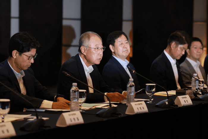 “안동에 세계적 골프장 건설 계획”… 류진 풍산 회장, 고향 안동에 27홀 골프장 추진