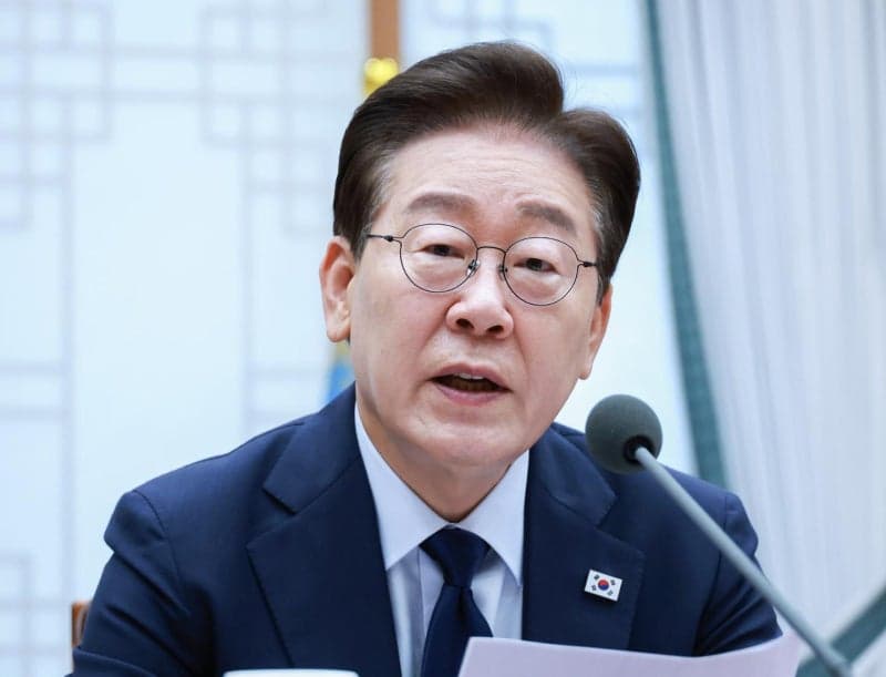 李대통령 "加잠수함 수주 고배, 우리 저력 보여줘…K-방산의 담대한 도전은 계속"