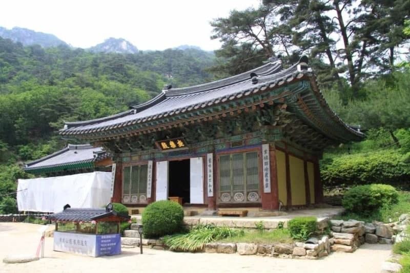 한국전쟁도 견뎌낸 '가평 현등사 극락전' 등 조선 후기 사찰 건축 10건 보물 지정