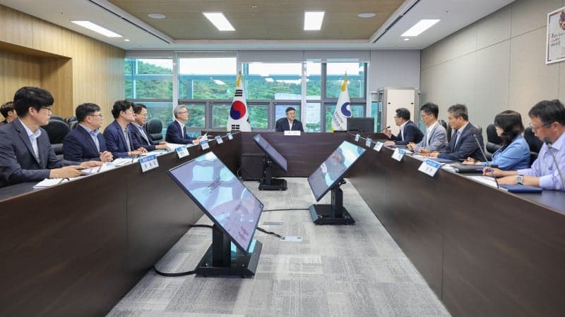 윤호중 장관, 대구센터 찾아 행정정보시스템 안전관리 및 디지털 백업망 점검